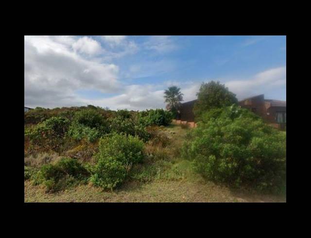 LAND FOR SALE IN DANA BAY